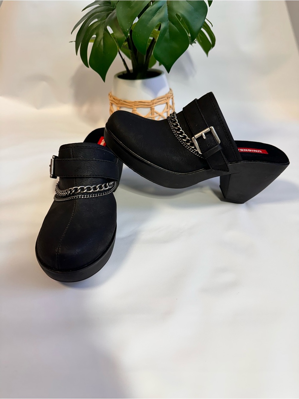 Black Chain-Accent Women's Mule Heels